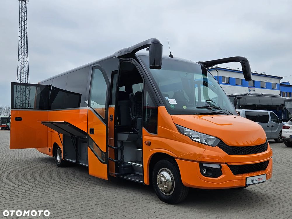 Iveco ERENER 70C18 / SPROWADZONE Z FRANCJI / 31 MIEJSC / MANUAL