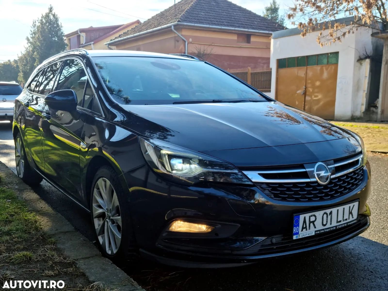 Opel Astra Sport Tourer 1.6 CDTI ECOTEC Innovation Aut. - 1