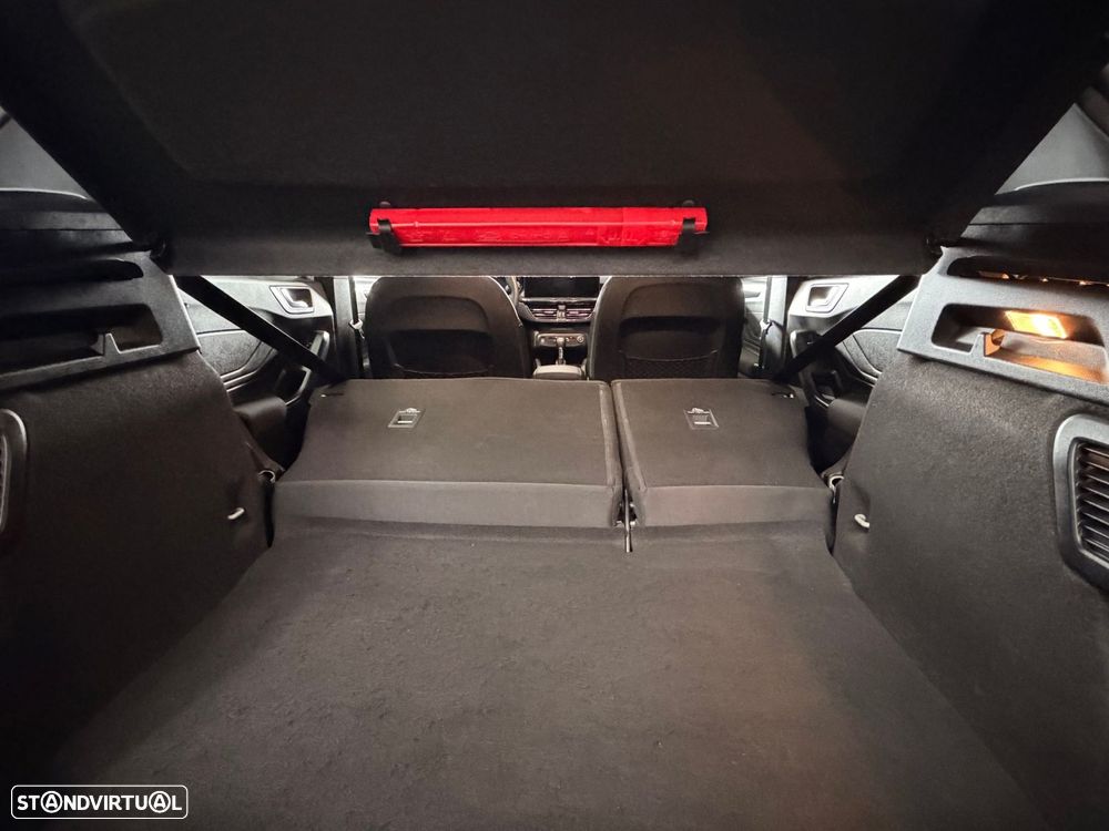 Ford Focus 1.0 EcoBoost MHEV ST-Line Aut. - 41