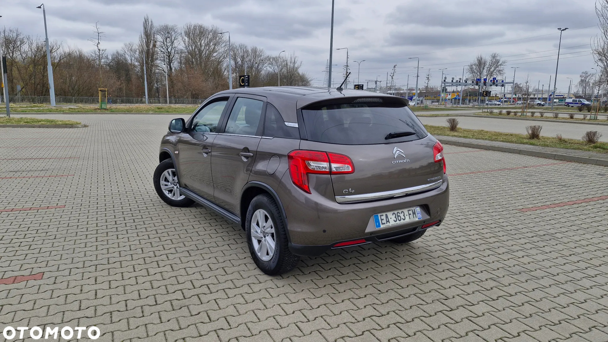 Citroën C4 Aircross - 9