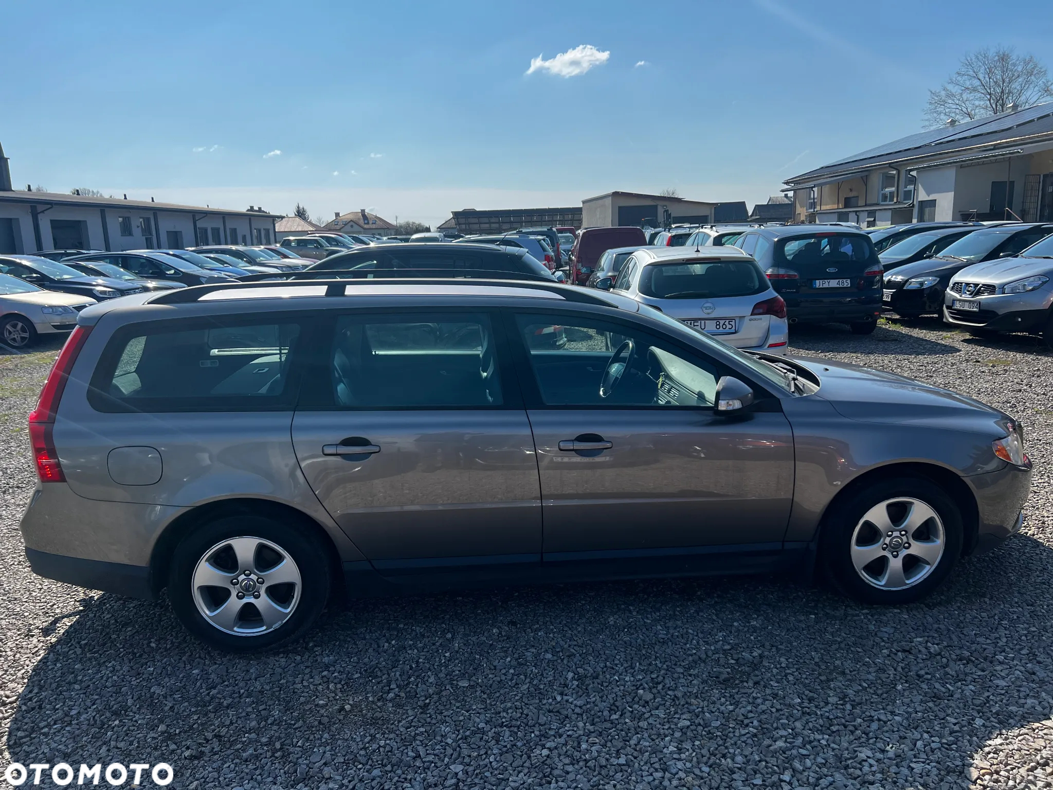 Volvo V70 2.0 Kinetic - 11