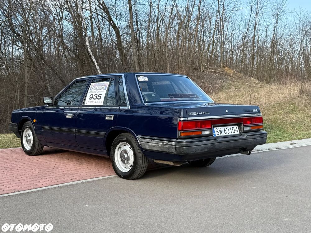 Nissan Laurel 2.8 GL D - 4