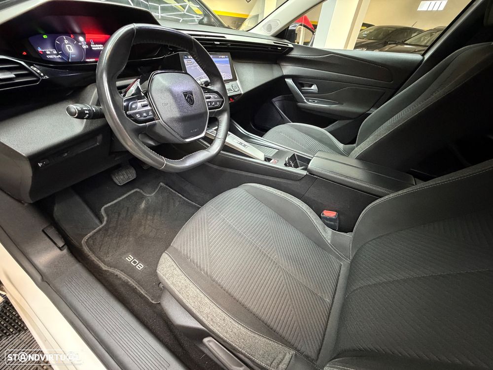 Peugeot 308 - 9