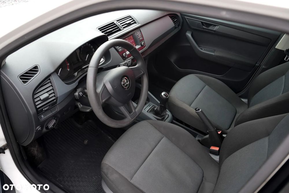 Skoda Fabia - 13