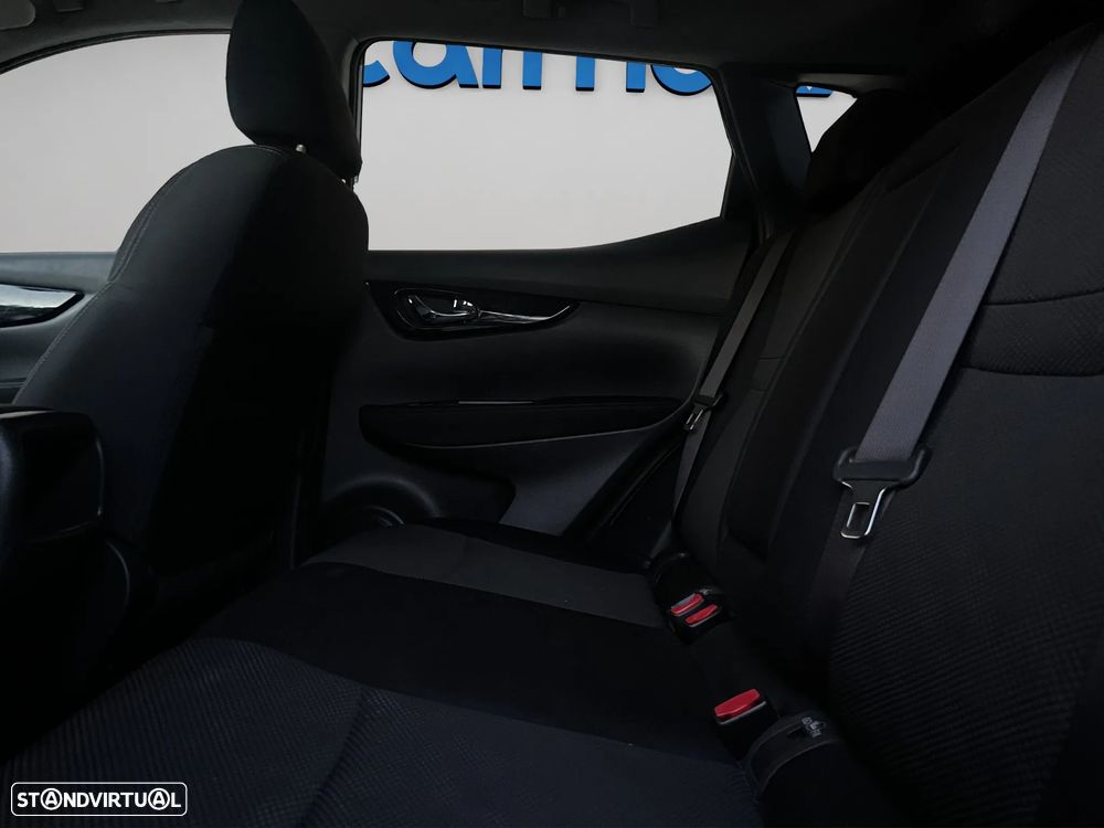 Nissan Qashqai 1.5 dCi N-Connecta - 12