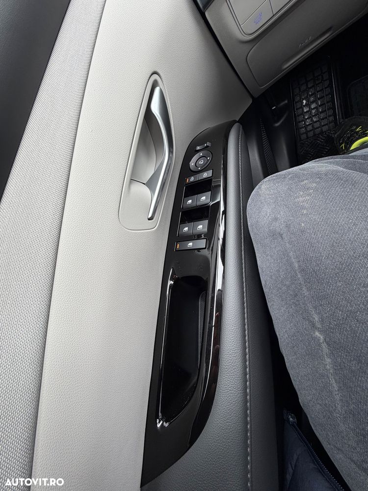 Hyundai Tucson 1.6 l 160 CP 4WD 7DCT MHEV Luxury - 8