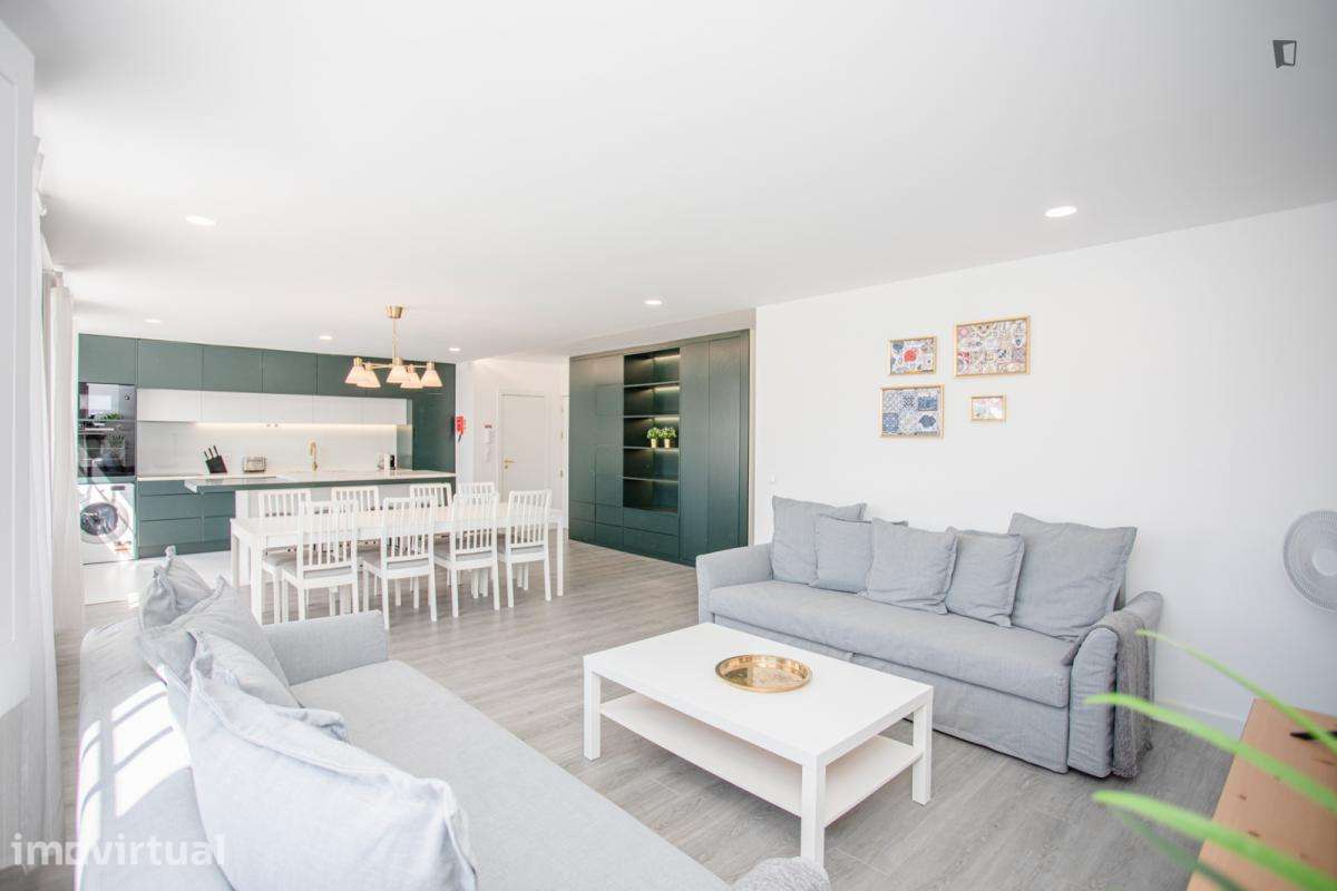 Apartamento com 3 quartos - localizado em São Nicolau Porto - Grande imagem: 3/32