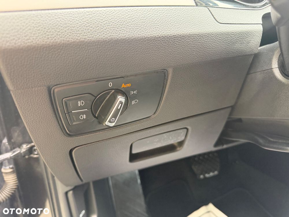 Volkswagen Passat 1.5 TSI EVO Business DSG - 17