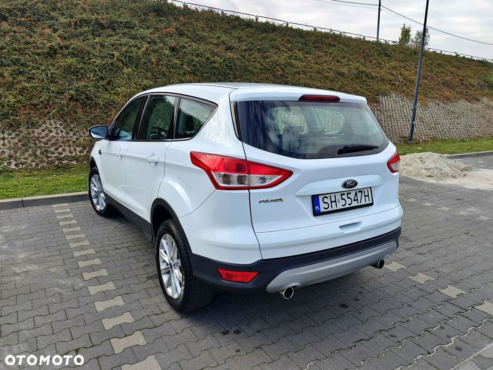 Ford Kuga - 25