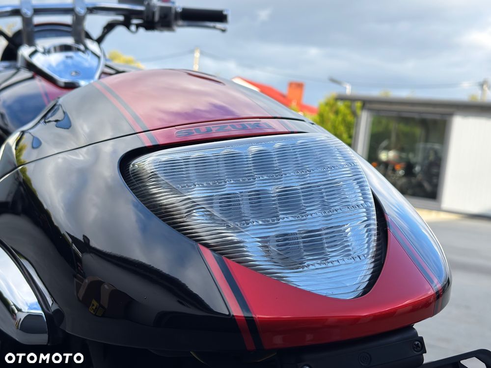 Suzuki Intruder - 39