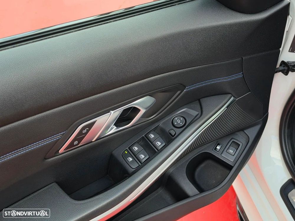 BMW 330 e Pack M Auto - 11