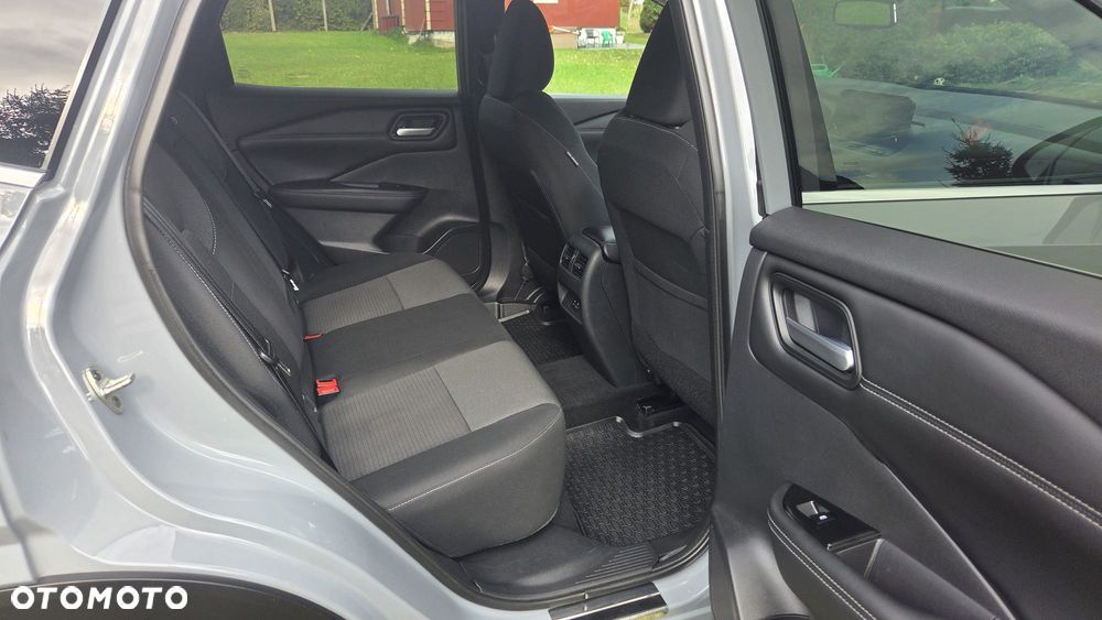 Nissan Qashqai 1.3 DIG-T N-Connecta - 12