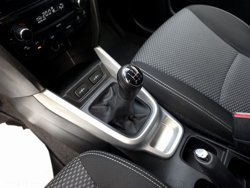 Suzuki Vitara 1.6 Premium 2WD - 16