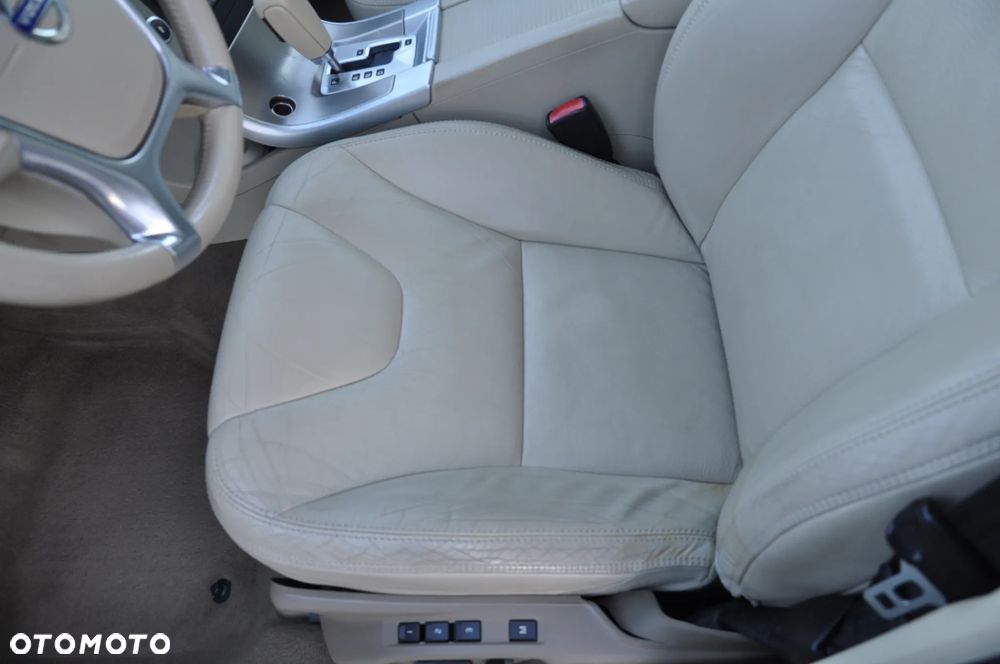Volvo XC 60 - 22