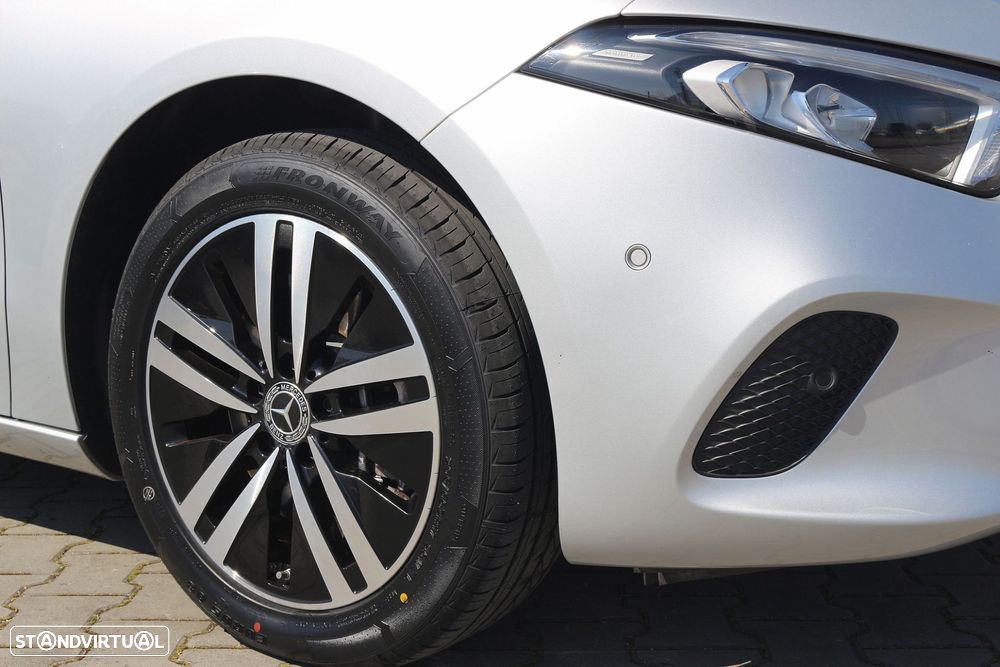 Mercedes-Benz A 250 e Style Plus - 22