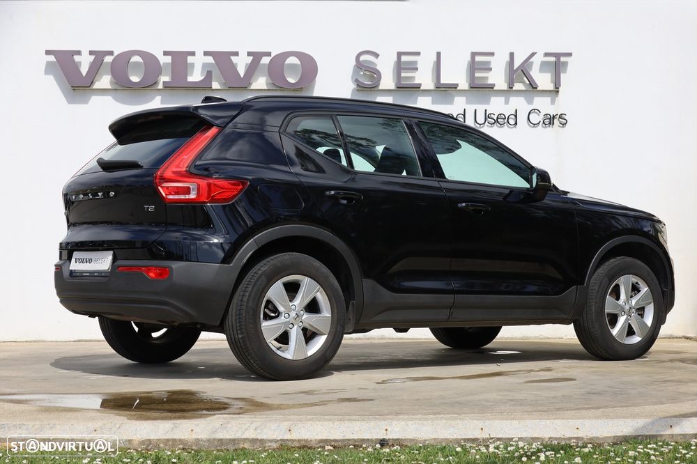 Volvo XC 40 1.5 T2 Momentum Core - 32