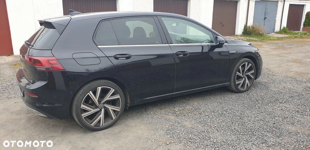 Volkswagen Golf 2.0 TSI OPF DSG Style - 8