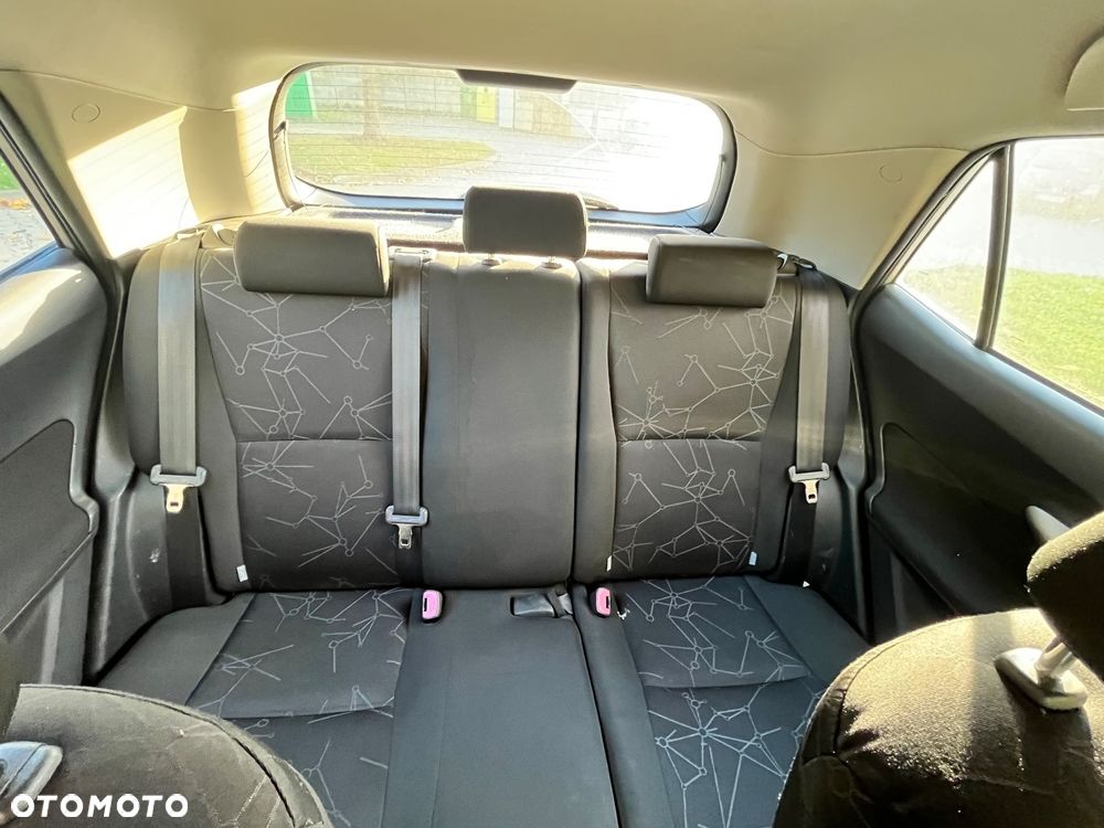 Toyota Auris - 33