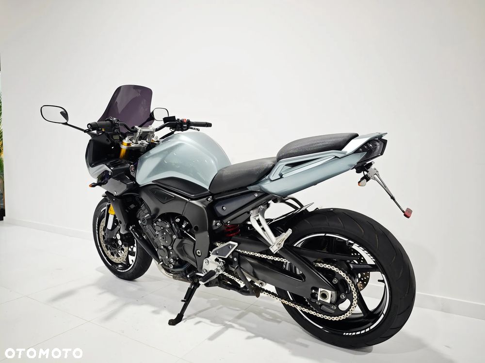 Yamaha FZ - 18