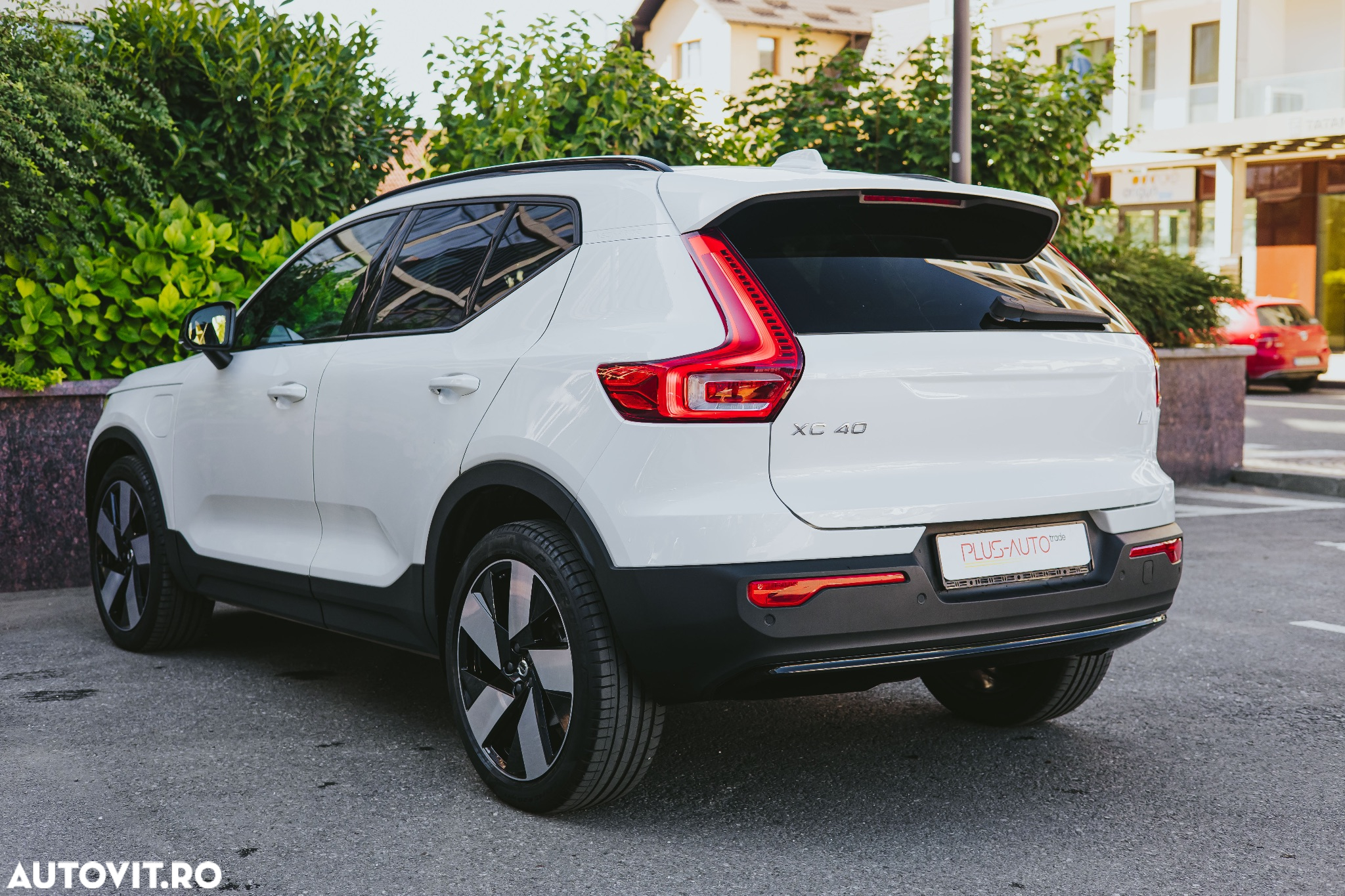Volvo XC 40 Recharge T5 Twin Engine AT7 R-Design Expression - 7