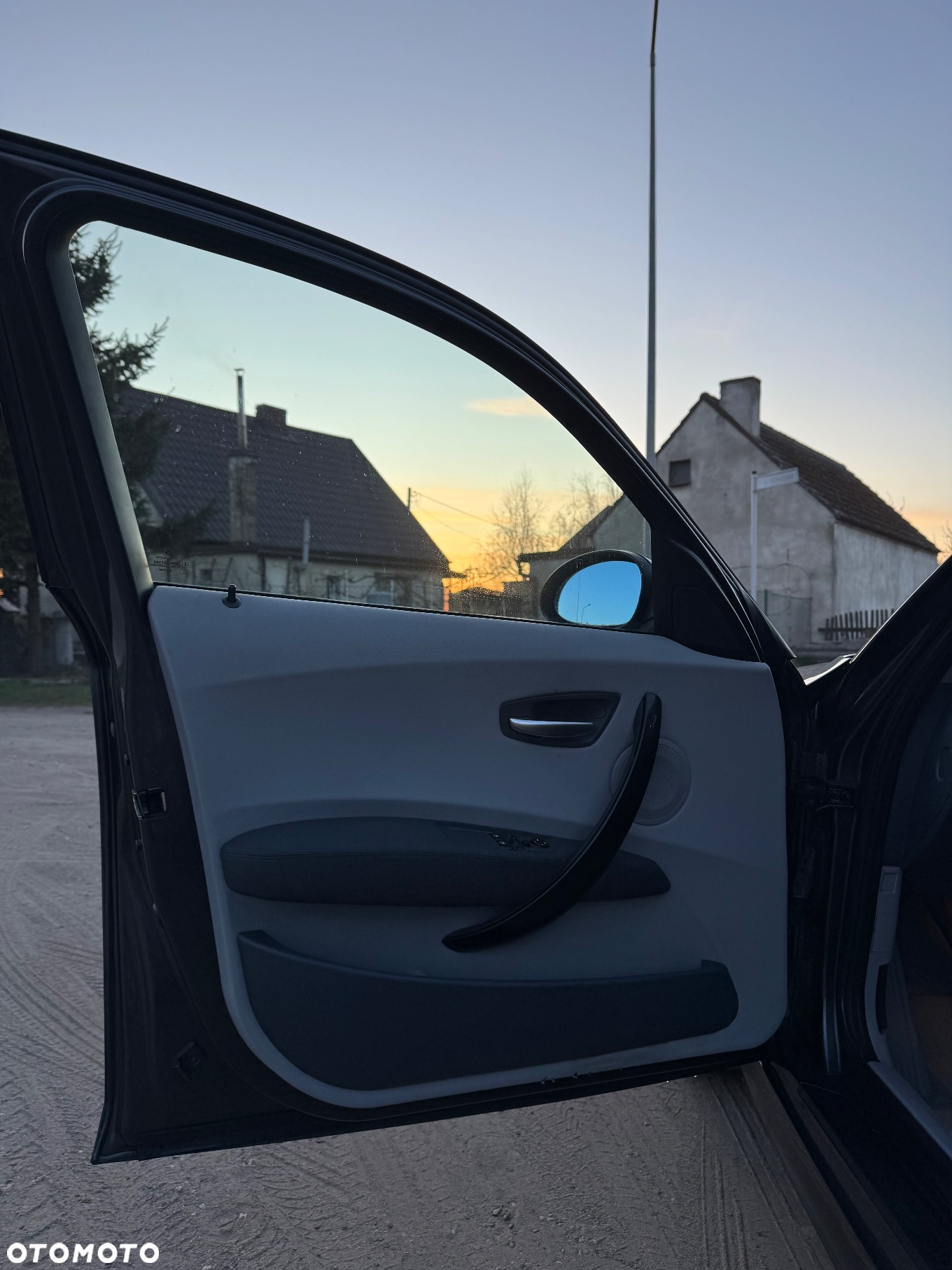 BMW Seria 1 116i - 11
