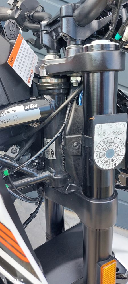 KTM Duke 125 - 34