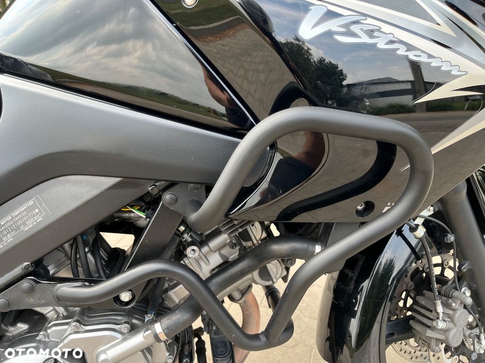 Suzuki V-STROM - 4