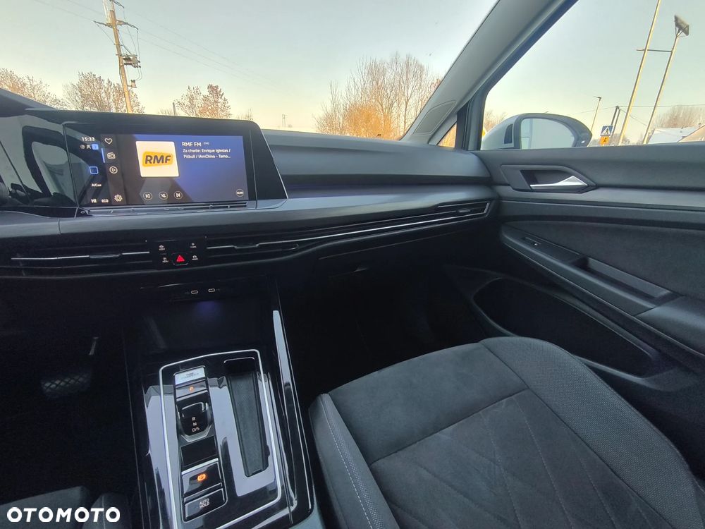 Volkswagen Golf - 27