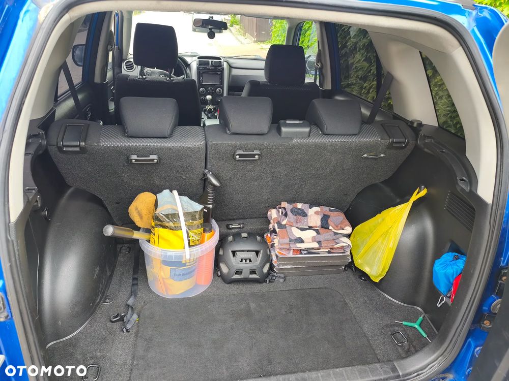 Suzuki Grand Vitara 1.9 DDiS Comfort - 14