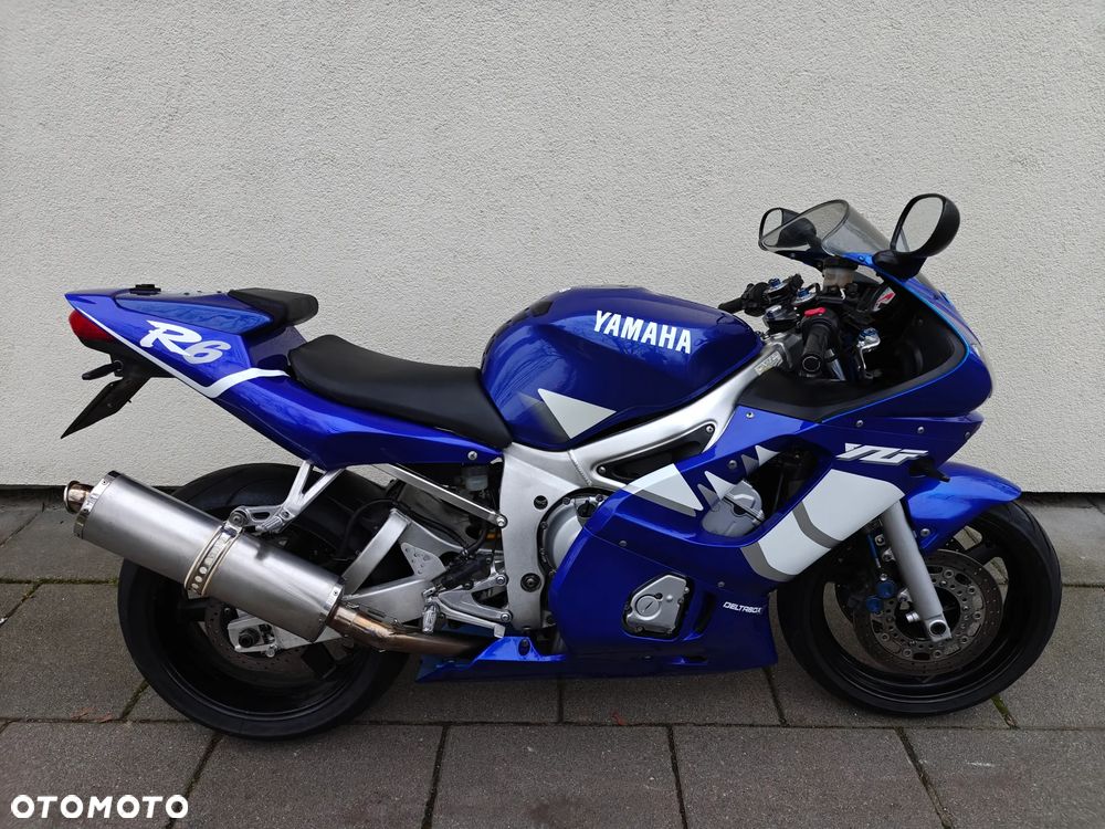 Yamaha R6 - 3