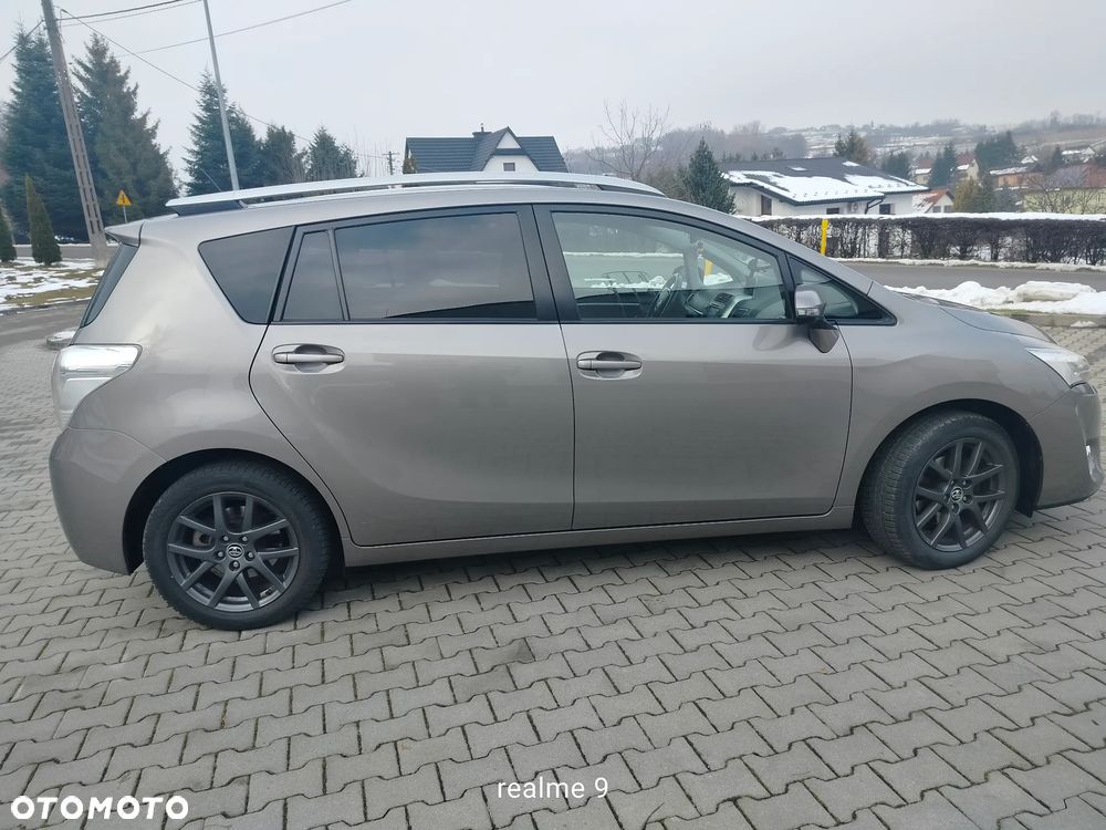 Toyota Verso 1.8 Premium 7os - 3