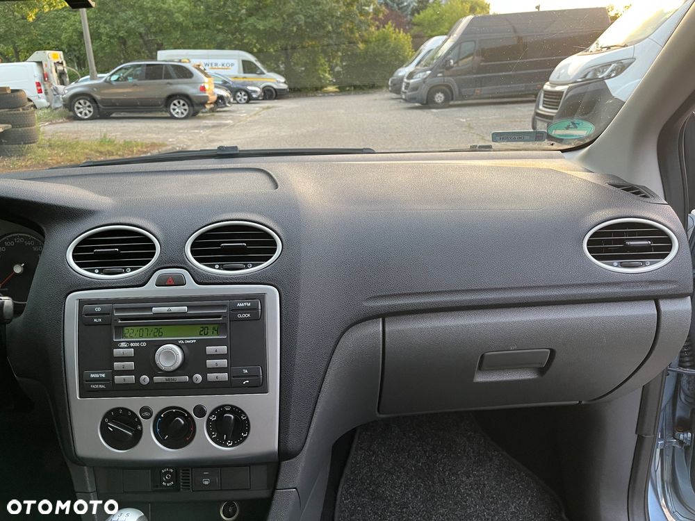 Ford Focus 1.6 Trend - 11