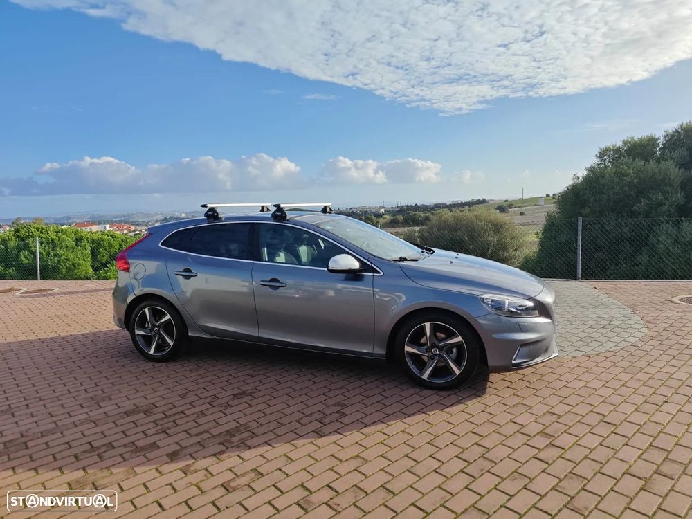 Volvo V40 1.6 D2 R-Design - 11