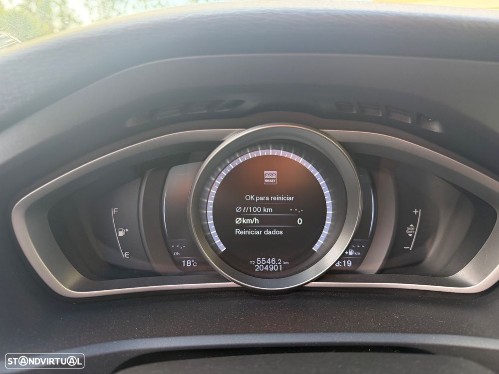 Volvo V40 D2 RDesign - 11