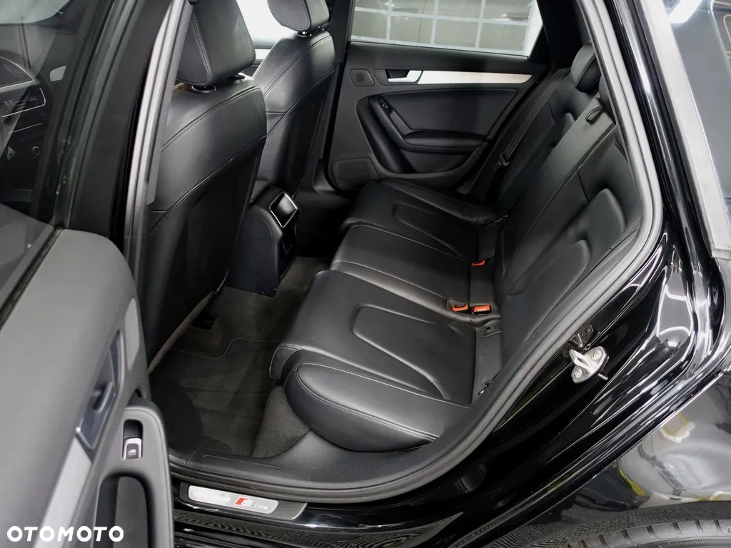Audi A4 2.0 TDI DPF S line Sportpaket - 9