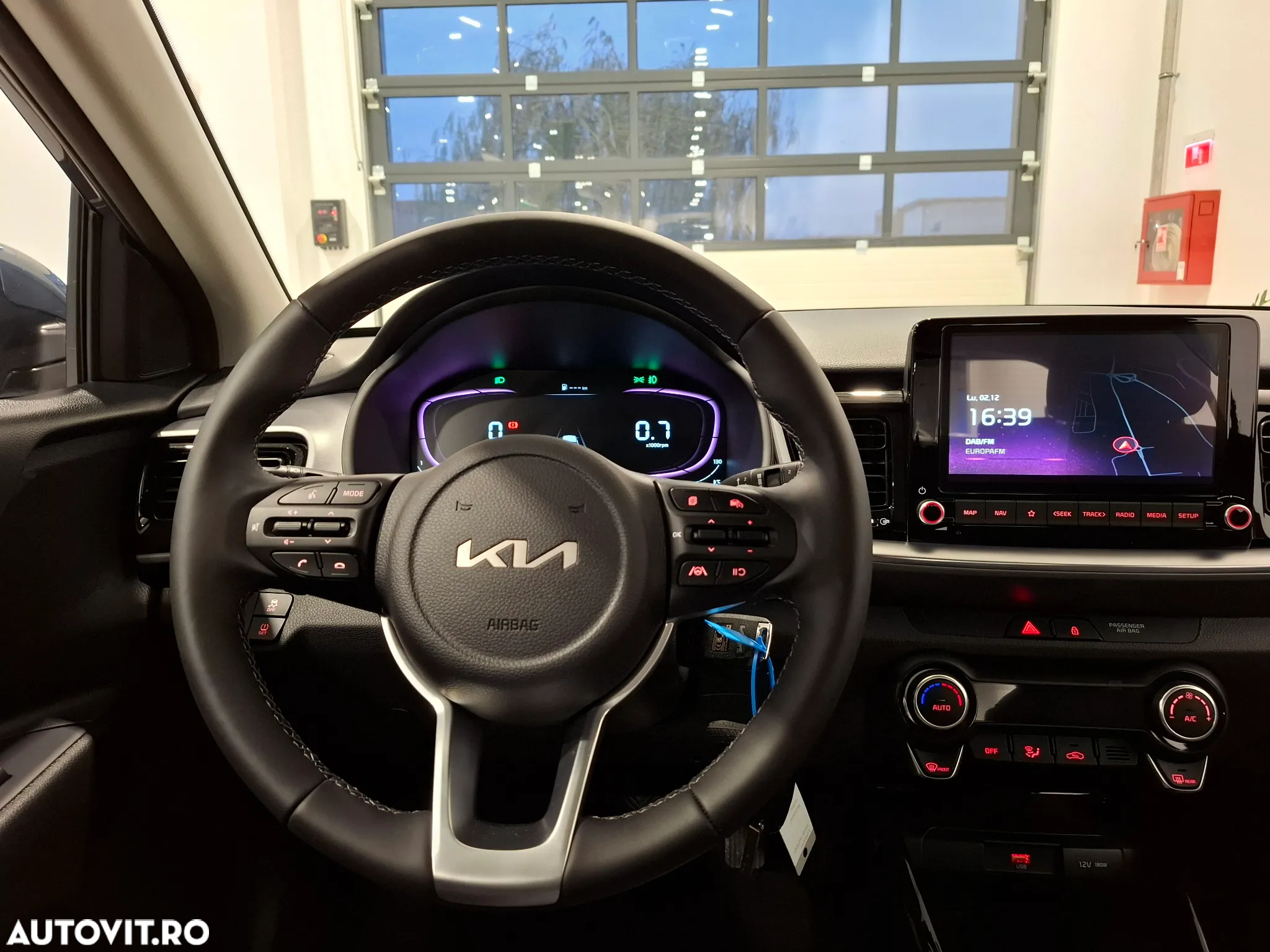 Kia Stonic 1.2 MPI 5MT Urban - 13