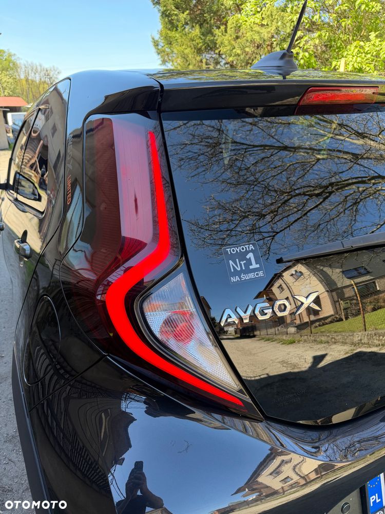 Toyota Aygo X 1.0 VVT-i JBL CVT - 19