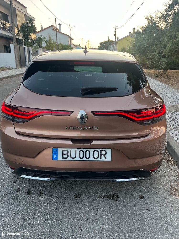 Renault Mégane 1.5 Blue dCi Intens EDC - 2