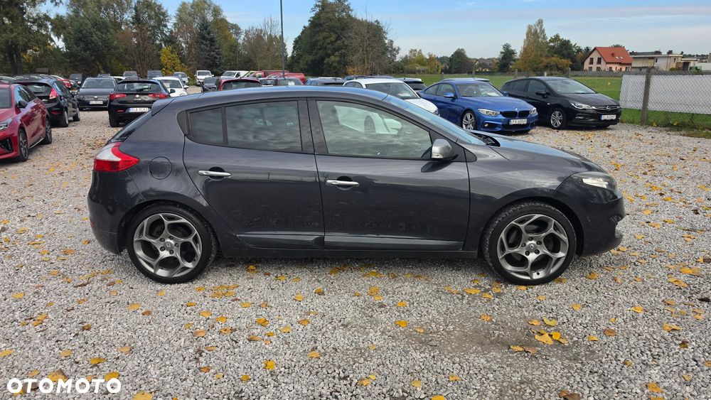 Renault Megane TCe 180 GT - 7