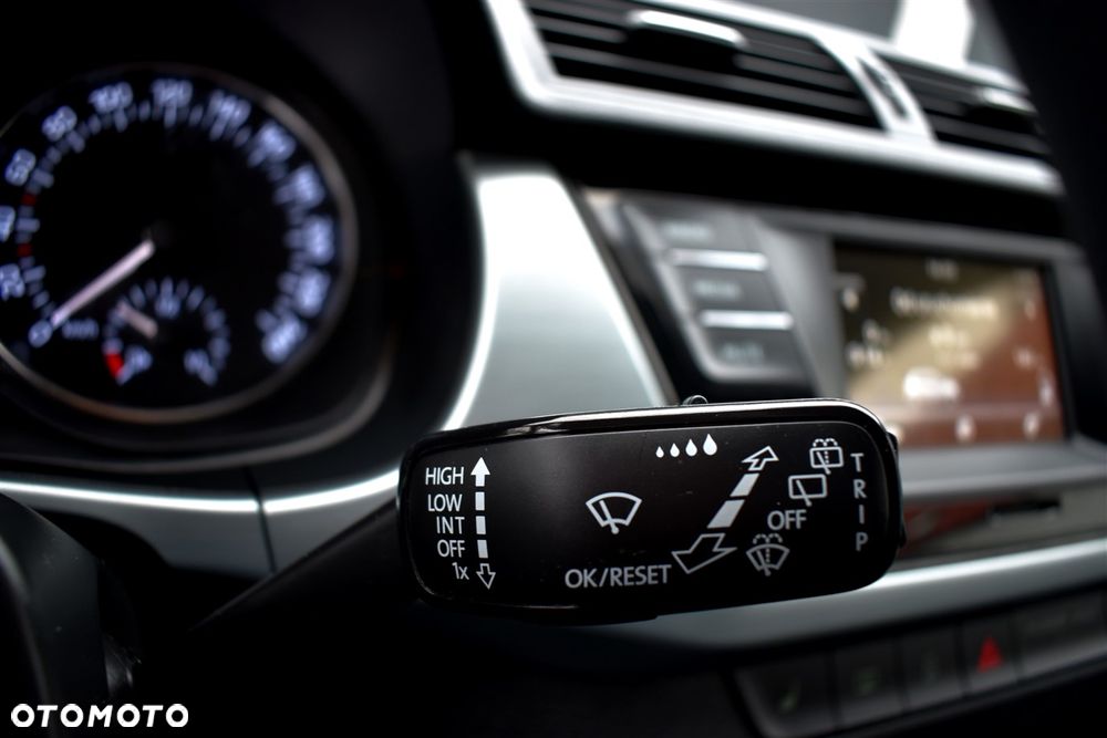 Skoda Fabia 1.2 TSI Monte Carlo - 26