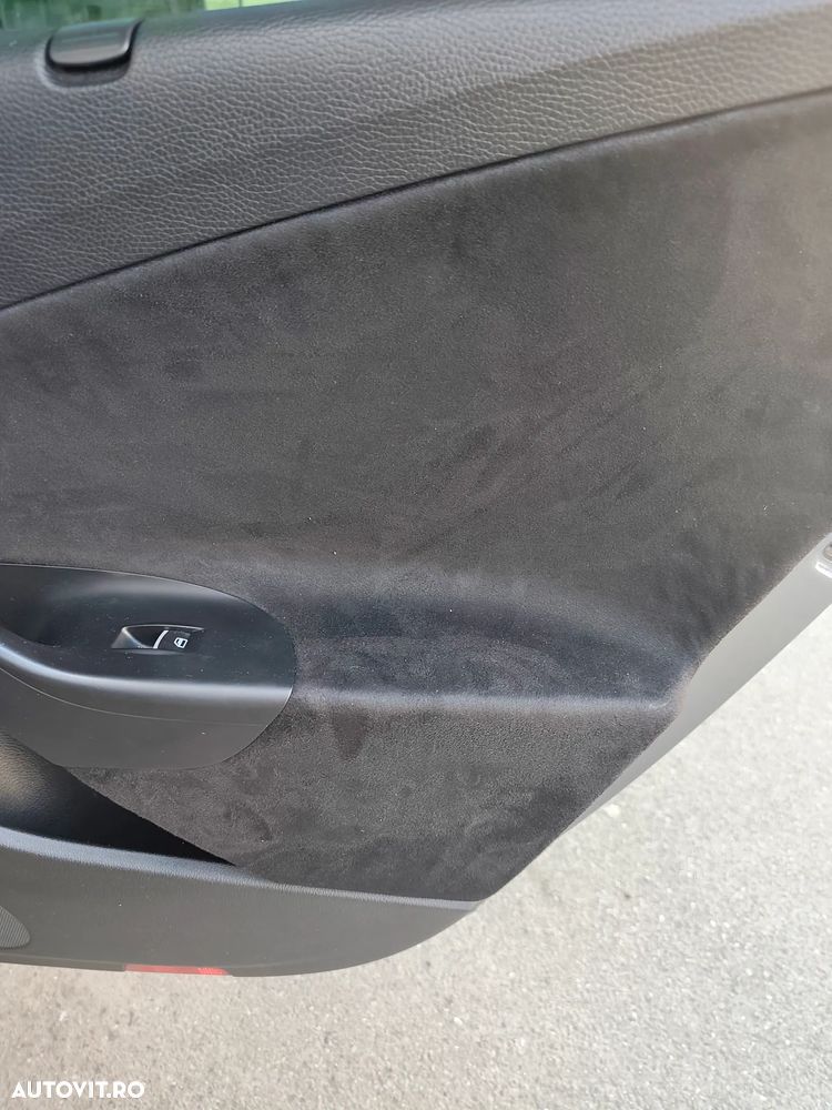 Volkswagen Passat 2.0 TDI Highline - 4