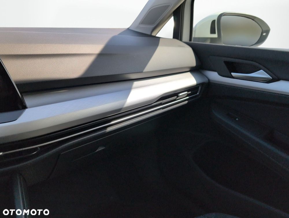 Volkswagen Golf 1.5 TSI EVO Life - 31