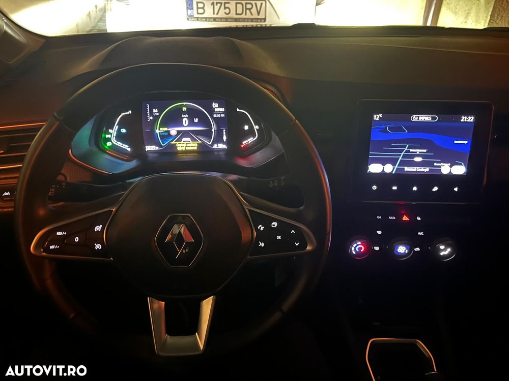 Renault Clio - 8