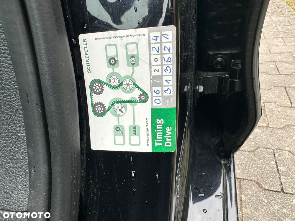 Volkswagen Jetta 1.6 TDI Comfortline DSG - 12