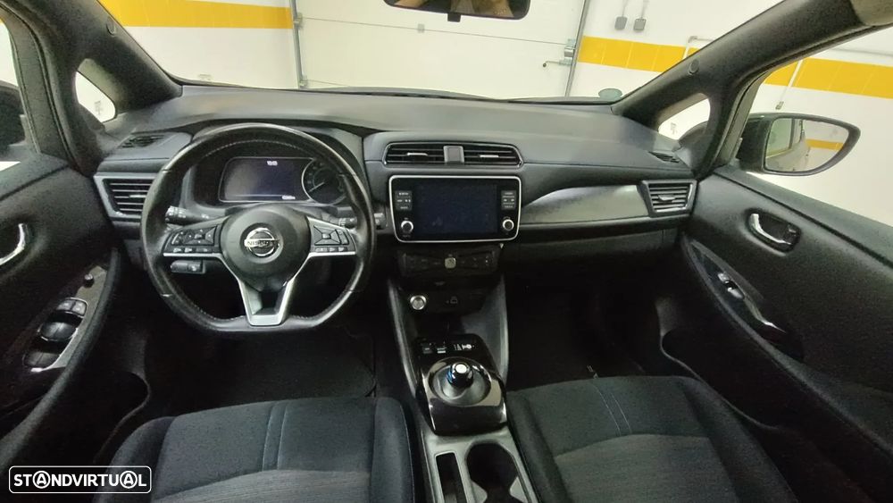 Nissan Leaf - 24