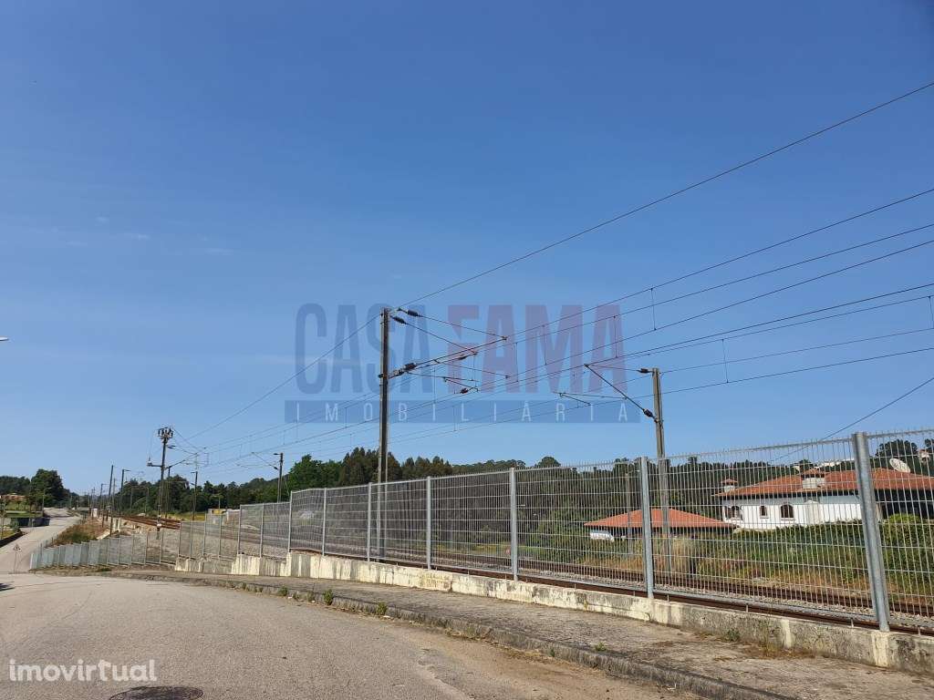 Terreno industrial em Lousado - Vila Nova de Famalicão - Grande imagem: 2/4