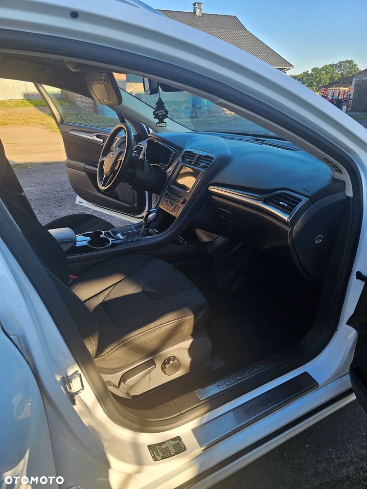 Ford Mondeo 2.0 TDCi Start-Stopp PowerShift-Aut Business Edition - 2