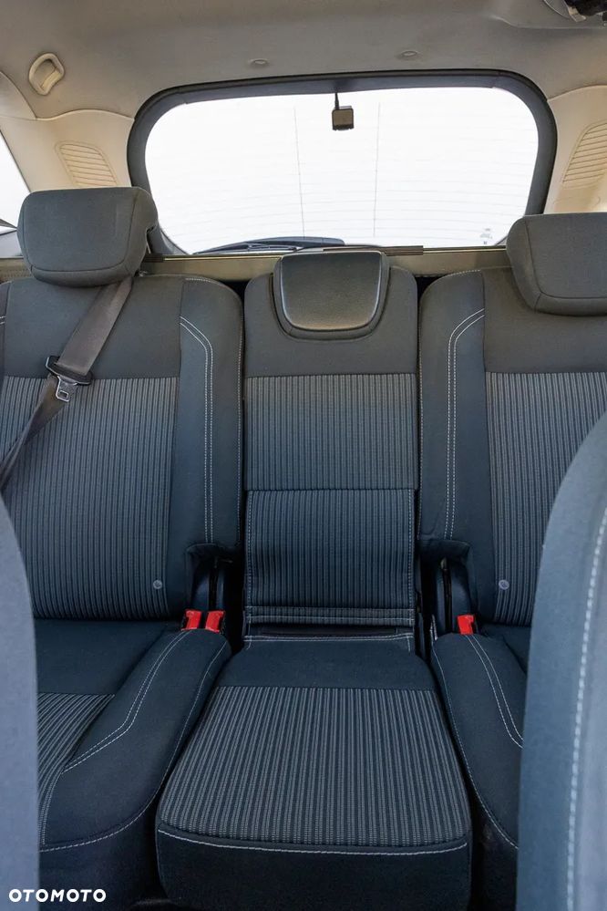 Ford Grand C-MAX 1.6 TDCi Start-Stop-System Titanium - 35