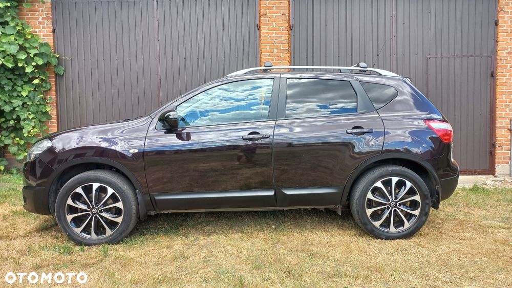 Nissan Qashqai 2013 photo 2