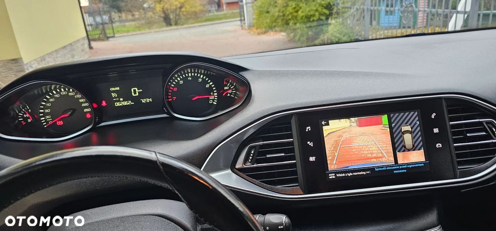 Peugeot 308 1.2 PureTech GPF Active S&S - 8